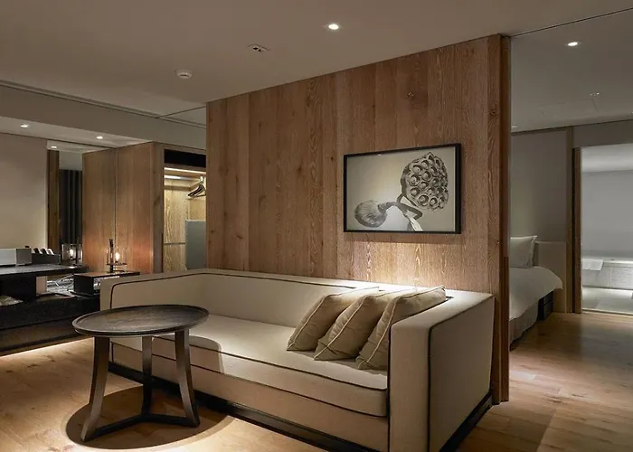 Gloria Residence